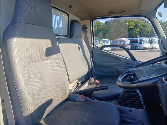 日野デュトロローダーダンプ小型（2t・3t）[写真21]