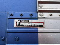 いすゞギガアルミウイング大型（10t）[写真16]