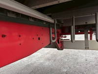 いすゞギガアルミウイング大型（10t）[写真34]