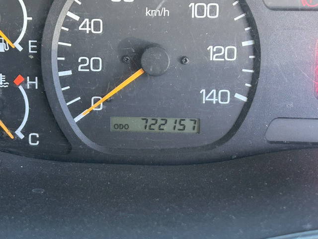 三菱ふそうスーパーグレートコンテナ専用車大型（10t）[写真12]