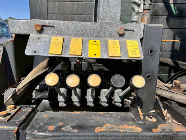 三菱ふそうスーパーグレートコンテナ専用車大型（10t）[写真17]