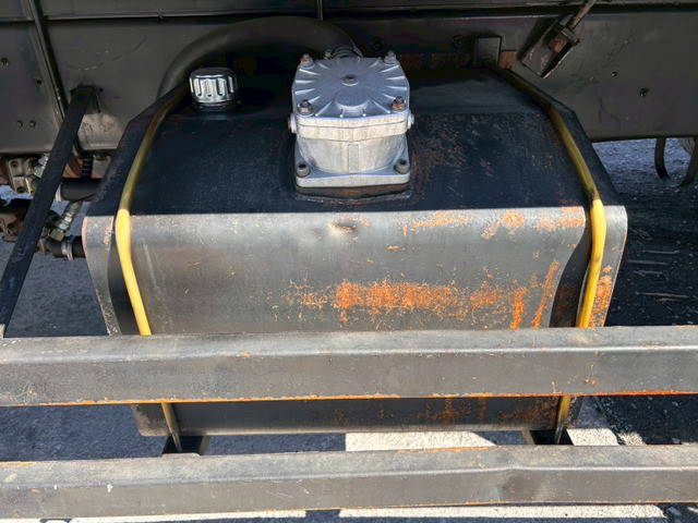 三菱ふそうスーパーグレートコンテナ専用車大型（10t）[写真21]