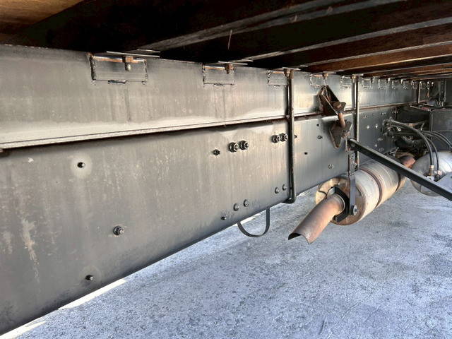 三菱ふそうスーパーグレートコンテナ専用車大型（10t）[写真26]