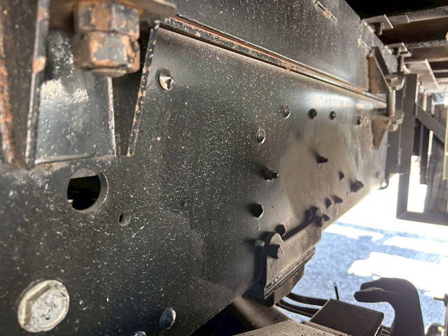 三菱ふそうスーパーグレートコンテナ専用車大型（10t）[写真30]