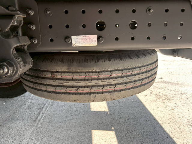 三菱ふそうキャンターアルミバン小型（2t・3t）[写真37]