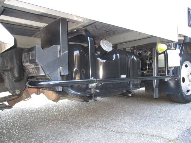 いすゞエルフ冷凍車（冷蔵車）小型（2t・3t）[写真11]