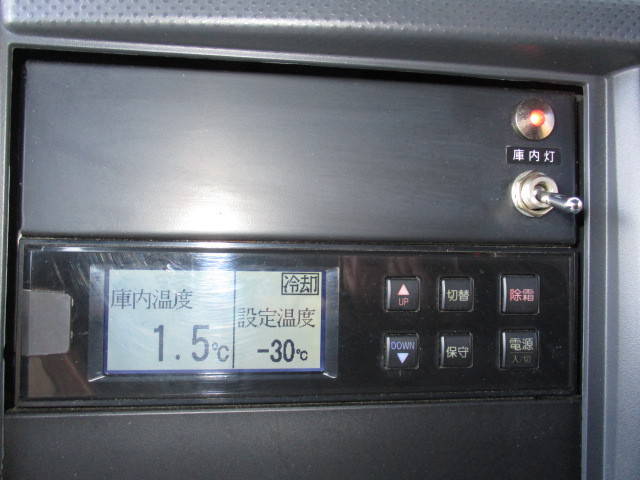 いすゞエルフ冷凍車（冷蔵車）小型（2t・3t）[写真21]