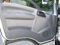 いすゞエルフ冷凍車（冷蔵車）小型（2t・3t）[写真27]