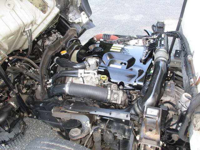 いすゞエルフ冷凍車（冷蔵車）小型（2t・3t）[写真27]