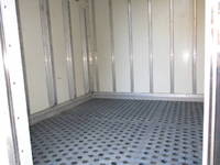 いすゞエルフ冷凍車（冷蔵車）小型（2t・3t）[写真10]