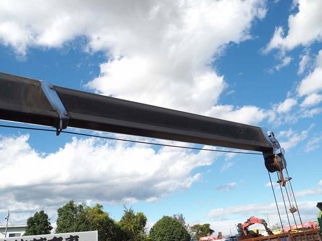 いすゞフォワードクレーン3段中型（4t）[写真16]