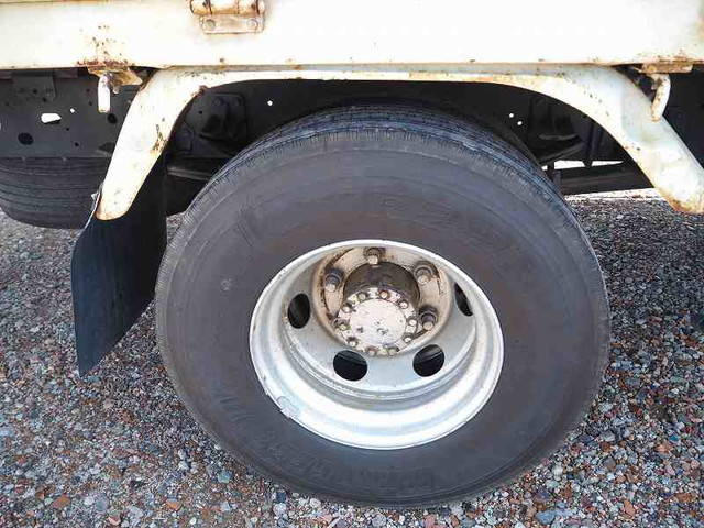 いすゞフォワードクレーン3段中型（4t）[写真23]