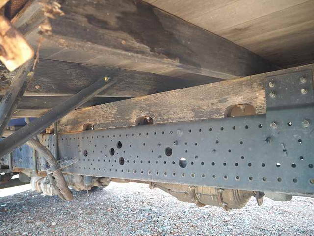 いすゞフォワードクレーン3段中型（4t）[写真28]