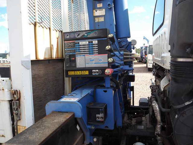 いすゞフォワードクレーン3段中型（4t）[写真09]