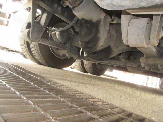 三菱ふそうスーパーグレートアルミウイング大型（10t）[写真15]