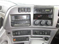 UDトラックスクオントレーラーヘッド（トラクターヘッド）大型（10t）[写真20]