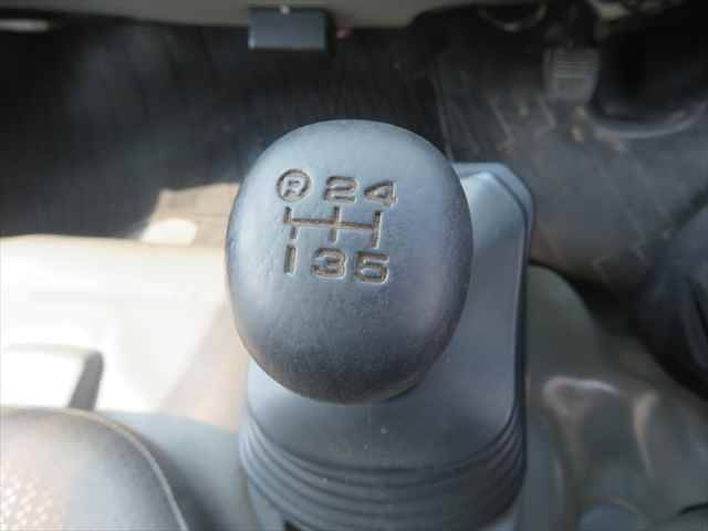 日野デュトロクレーン4段小型（2t・3t）[写真36]