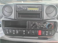 トヨタその他の車種タンク車（タンクローリー）小型（2t・3t）[写真24]