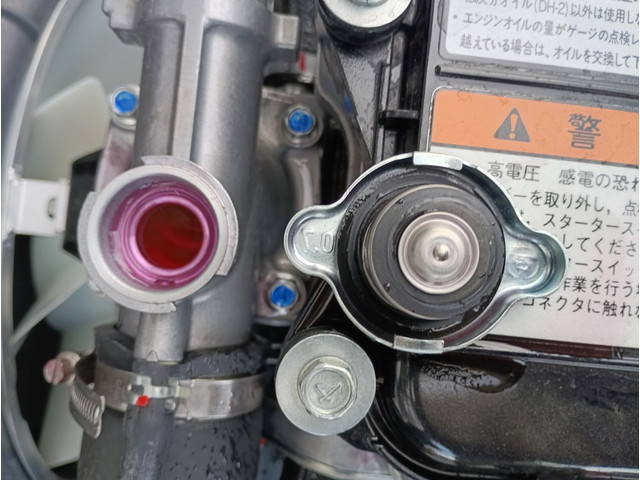 三菱ふそうファイターコンテナ専用車中型（4t）[写真11]