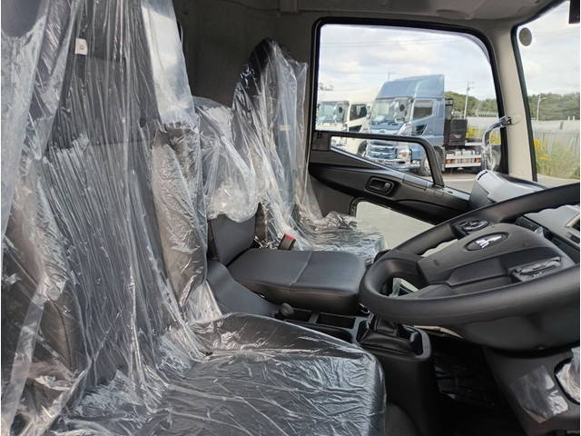 三菱ふそうファイターコンテナ専用車中型（4t）[写真20]