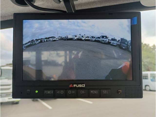 三菱ふそうファイターコンテナ専用車中型（4t）[写真25]