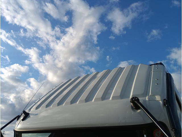 三菱ふそうファイターコンテナ専用車中型（4t）[写真08]