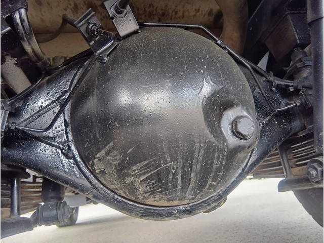 いすゞエルフ平ボディ小型（2t・3t）[写真18]