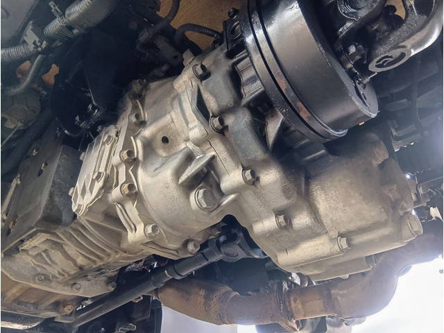 いすゞエルフ平ボディ小型（2t・3t）[写真19]