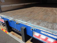 いすゞギガアルミウイング大型（10t）[写真11]