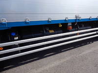 いすゞギガアルミウイング大型（10t）[写真36]