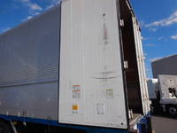 いすゞギガアルミウイング大型（10t）[写真39]