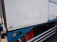 いすゞギガアルミウイング大型（10t）[写真40]