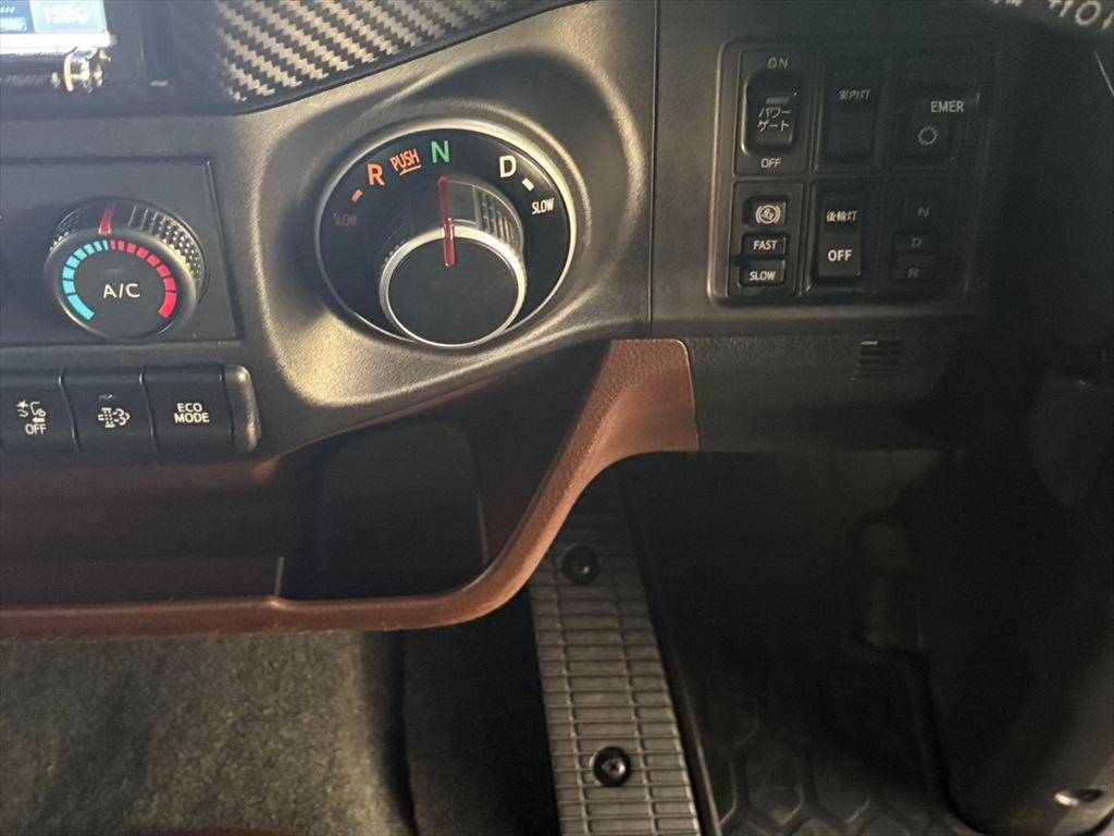 日野レンジャーアルミバン中型（4t）[写真21]