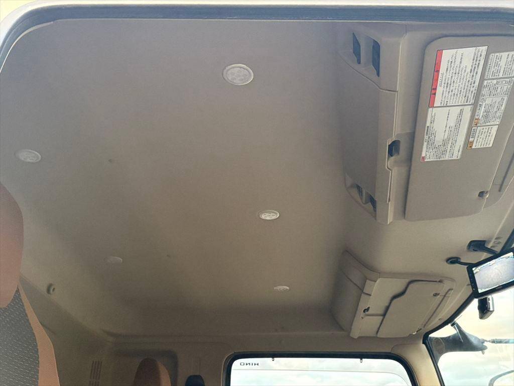 日野レンジャーアルミバン中型（4t）[写真22]