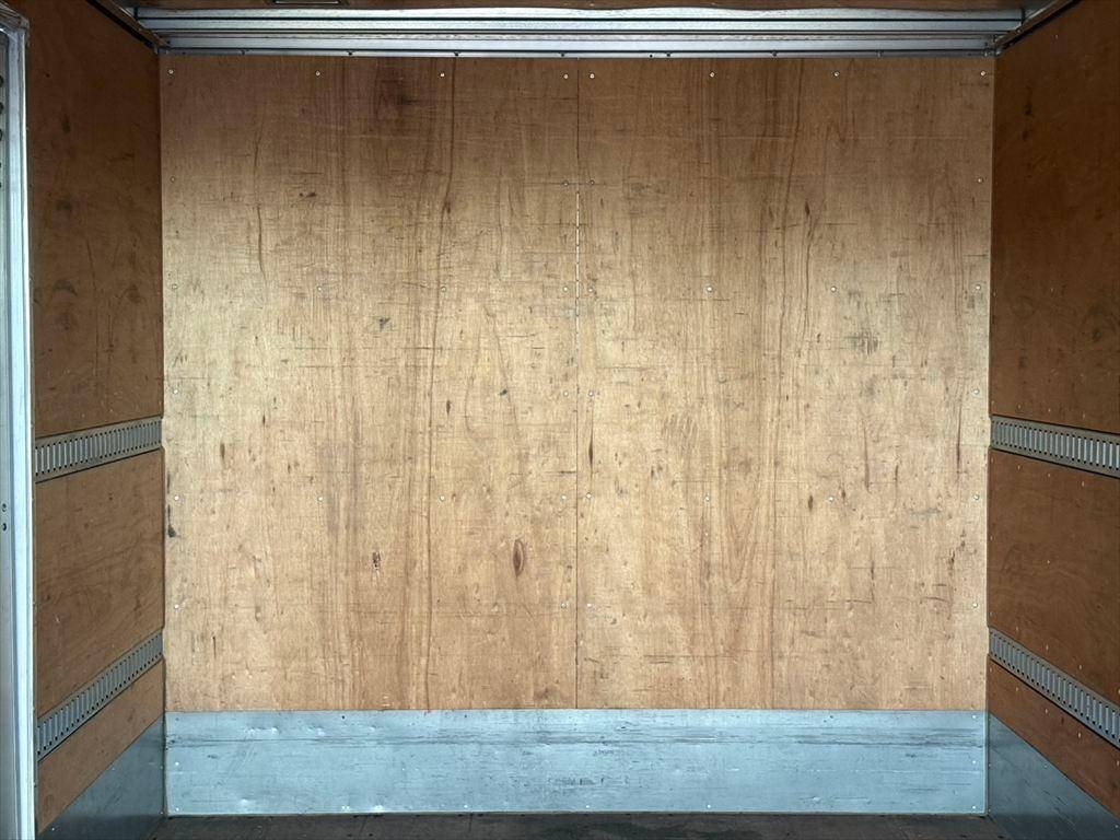 日野レンジャーアルミバン中型（4t）[写真07]