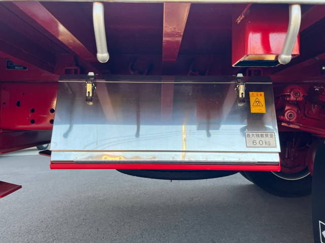 三菱ふそうファイターセルフクレーン4段増トン（6t・8t）[写真26]