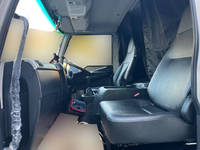 三菱ふそうファイターセルフクレーン4段増トン（6t・8t）[写真33]