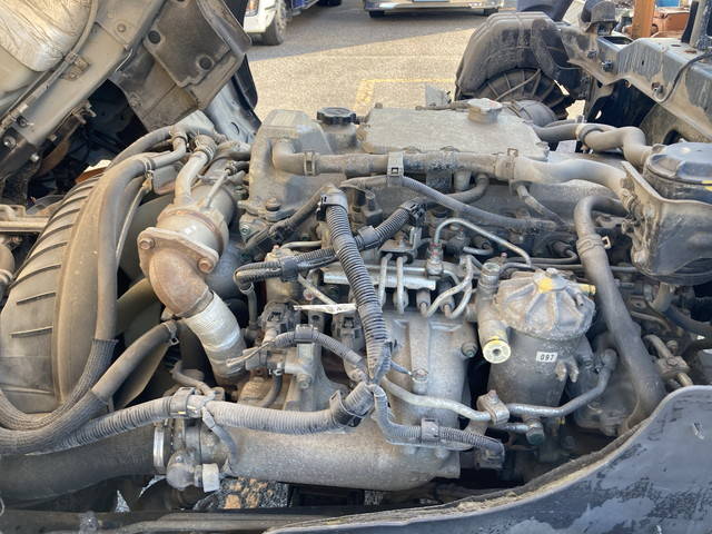 日野レンジャーコンクリートポンプ車増トン（6t・8t）[写真28]