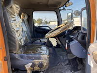 日野レンジャーコンクリートポンプ車増トン（6t・8t）[写真36]