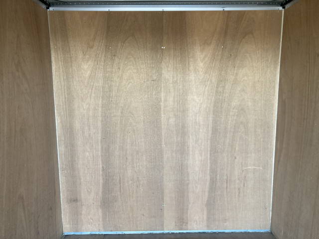 いすゞエルフアルミバン小型（2t・3t）[写真16]