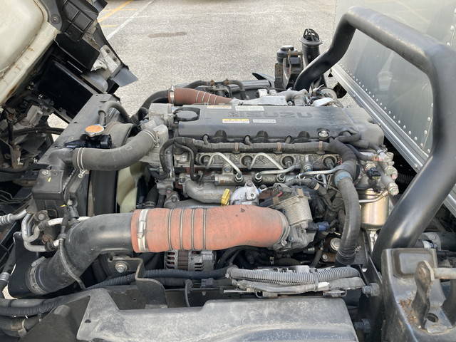 いすゞエルフアルミバン小型（2t・3t）[写真26]