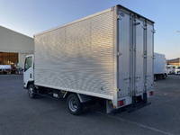 いすゞエルフアルミバン小型（2t・3t）[写真04]