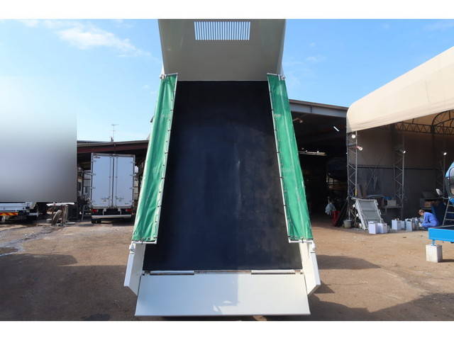 日野デュトロダンプ小型（2t・3t）[写真12]