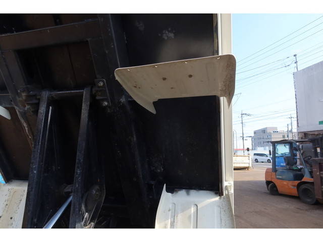 日野デュトロダンプ小型（2t・3t）[写真13]