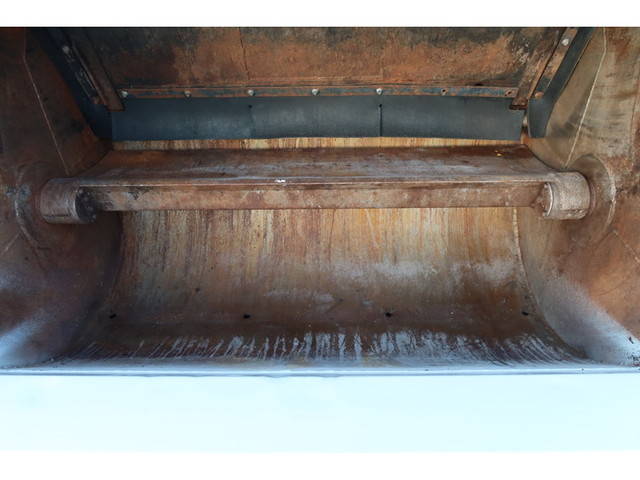 いすゞエルフパッカー車（塵芥車）小型（2t・3t）[写真13]