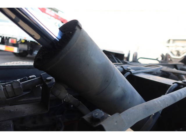 いすゞエルフパッカー車（塵芥車）小型（2t・3t）[写真21]