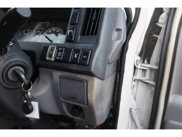 いすゞエルフパッカー車（塵芥車）小型（2t・3t）[写真27]