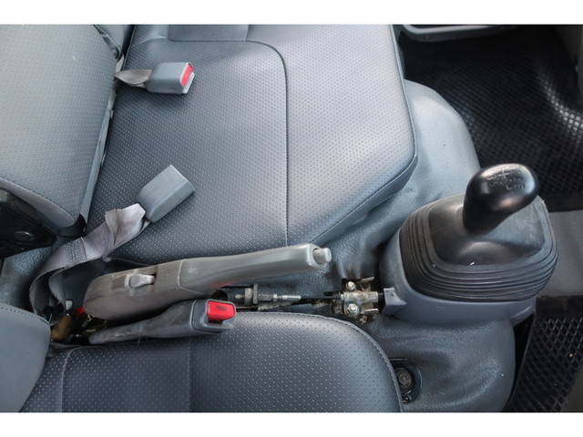 いすゞエルフパッカー車（塵芥車）小型（2t・3t）[写真36]