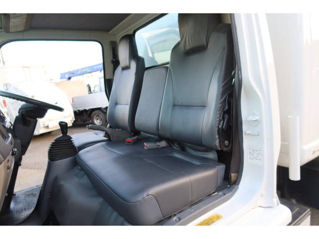 いすゞエルフパッカー車（塵芥車）小型（2t・3t）[写真39]