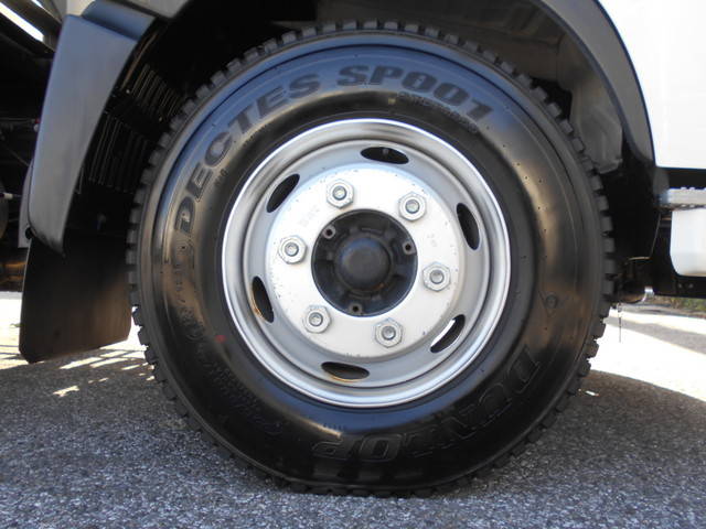 日野レンジャー平ボディ中型（4t）[写真22]